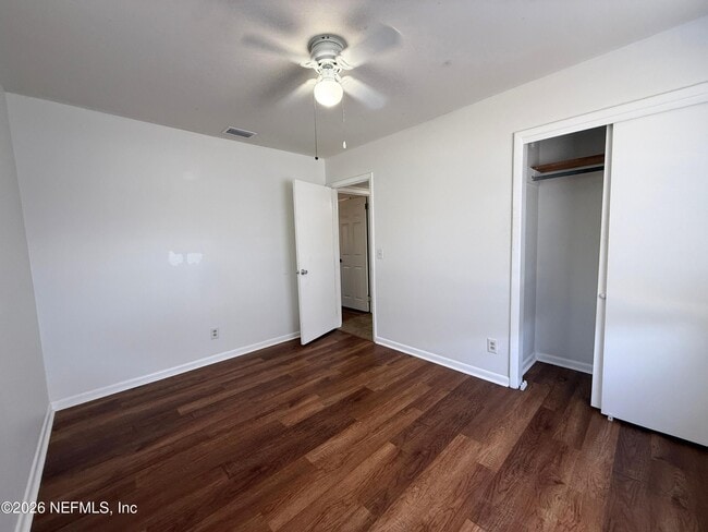 Building Photo - 7609 Tacony Dr