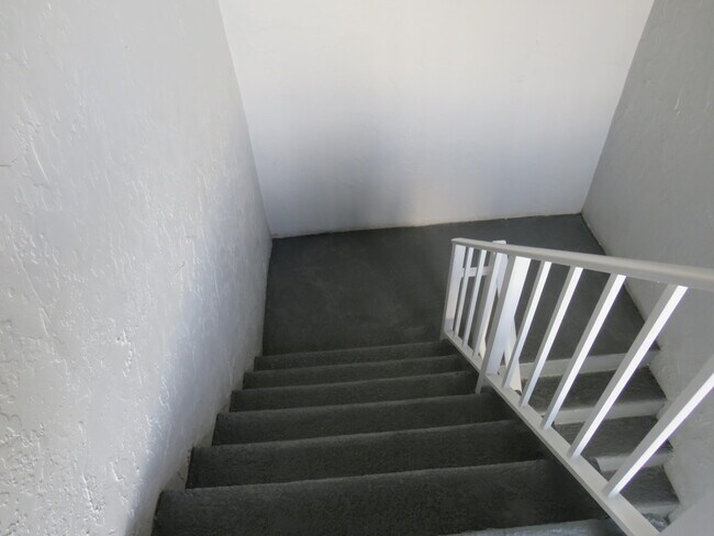 Building Photo - 155 Yacht Club Dr