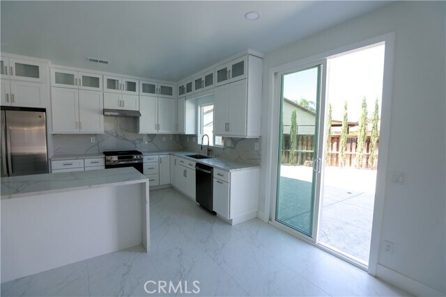 Building Photo - 25225 Stepping Stone Cir