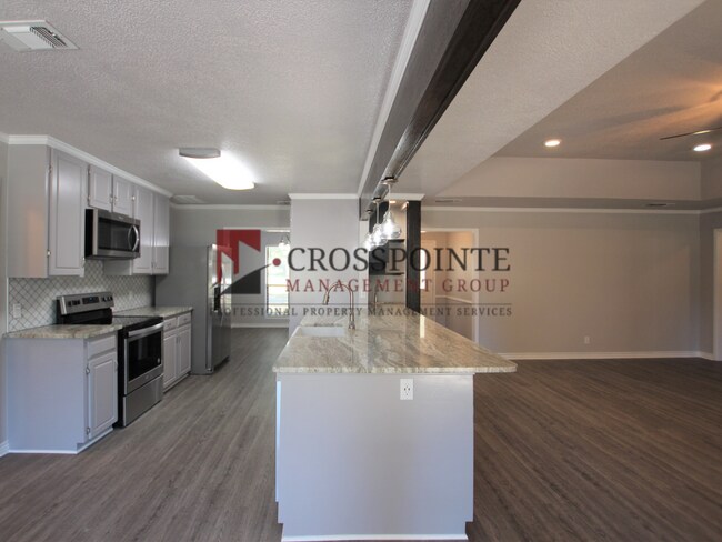 Building Photo - 2707 Patriot Dr