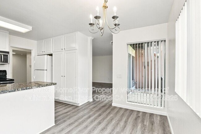 Building Photo - 17087 W Bernardo Dr