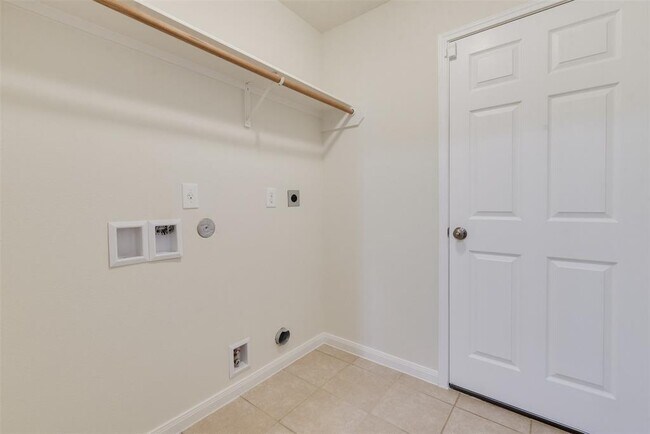 Building Photo - 26918 Graybill Ct