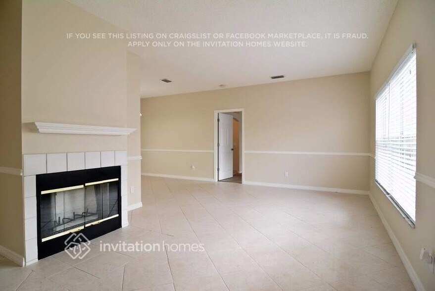 Building Photo - 1385 SE Proctor Ln