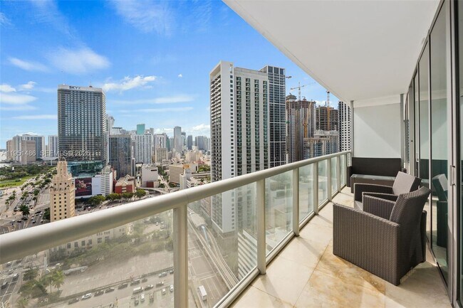 Building Photo - 888 Biscayne Blvd