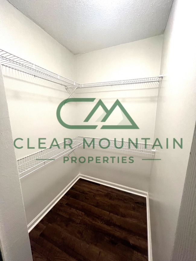 Building Photo - Move-in Special! Limited-Time Leasing Offer!