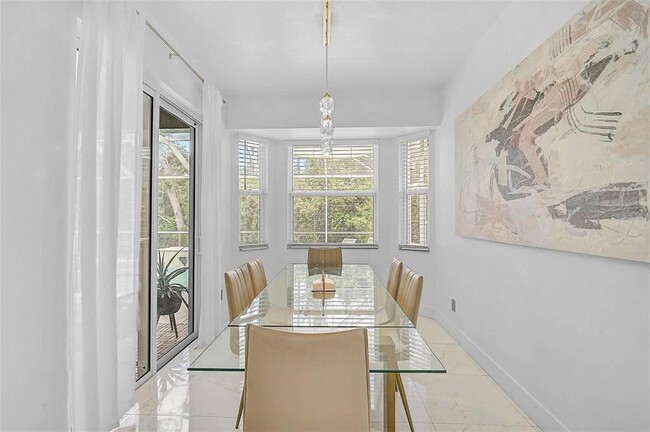 Building Photo - 4146 Westbourne Cir