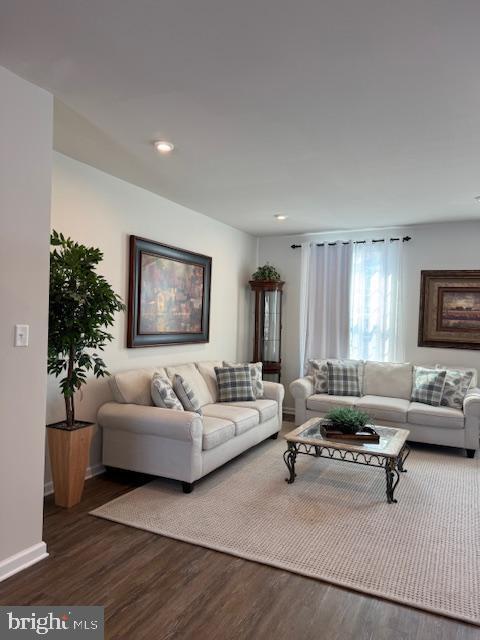 Building Photo - 142 Freedom Wy