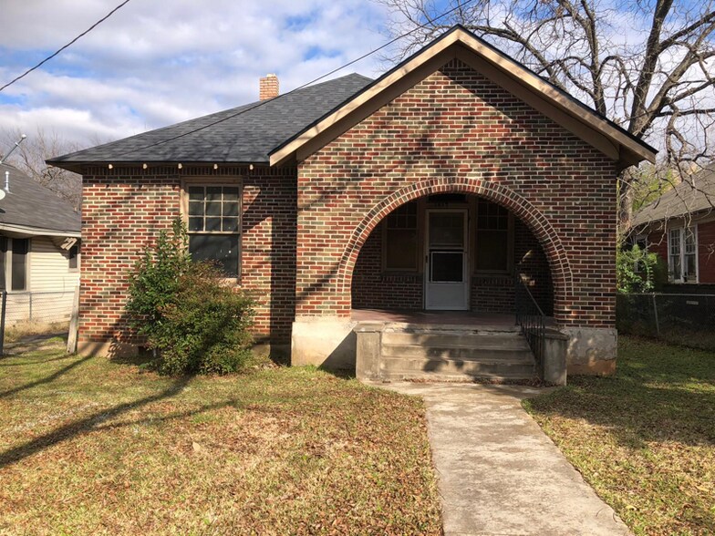 Building Photo - 1517 N 11th St