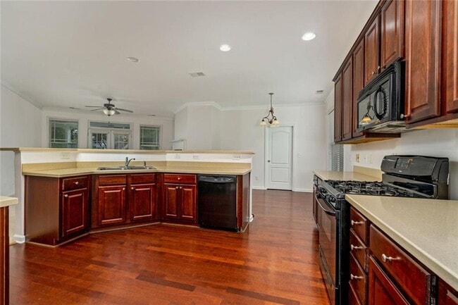 Building Photo - 210 Harmony Lake Dr