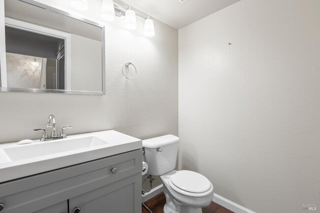 Building Photo - 1734 Zinfandel Dr