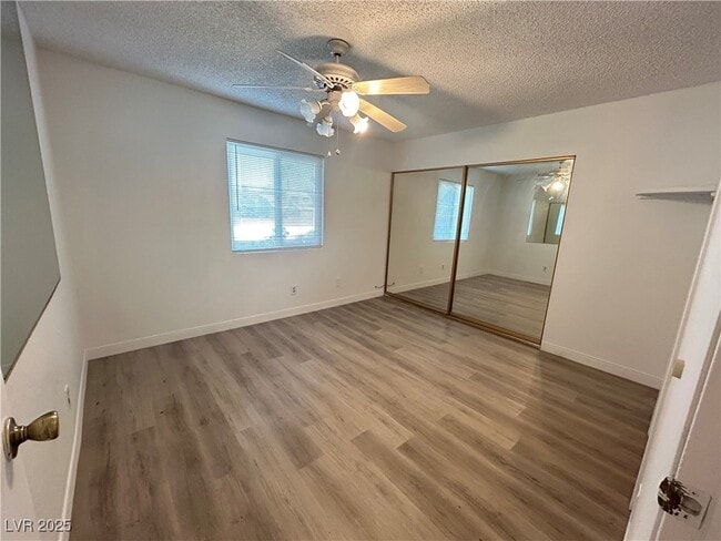 Building Photo - 725 Rock Springs Dr