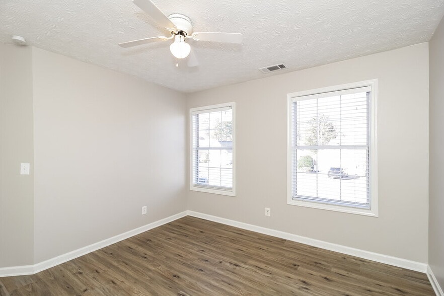 Building Photo - 4505 Legend Hollow Ln