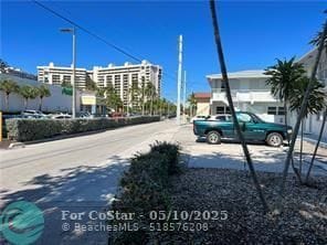 Building Photo - 4652 Poinciana St