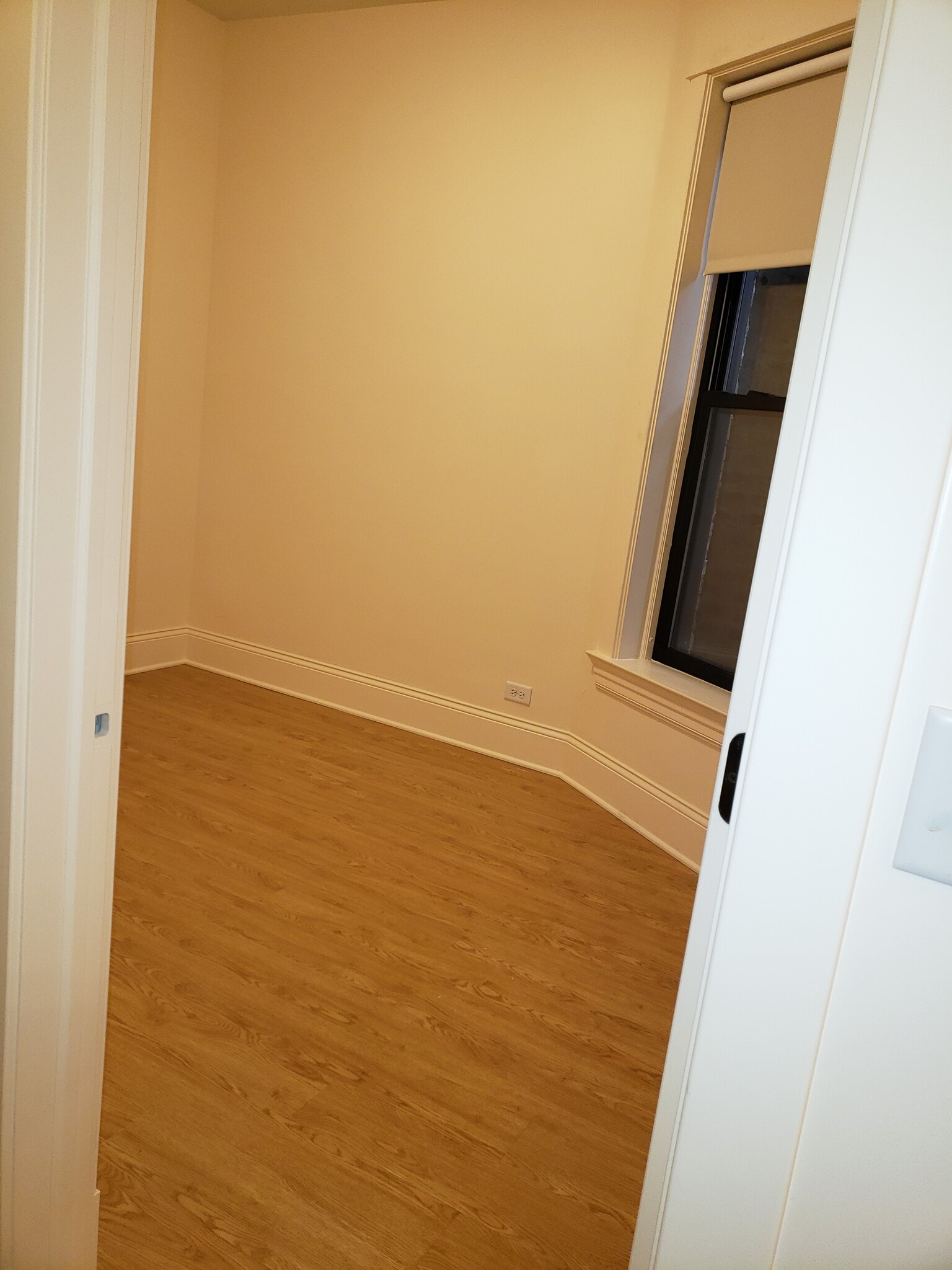 Bedroom 2 - 912 W Newport Ave
