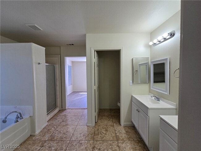 Building Photo - 1003 Dover Glen Dr