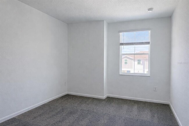 Building Photo - 7436 Stone Crk Trl