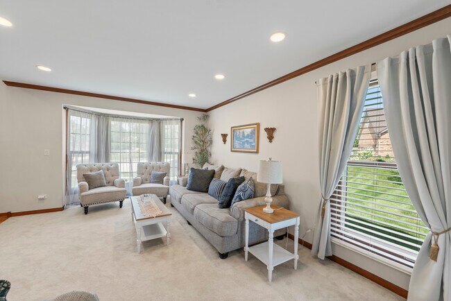 Building Photo - 707 Republic Ct