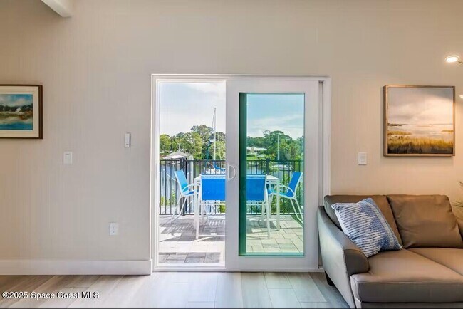 Building Photo - 873 Paddleboard Ct