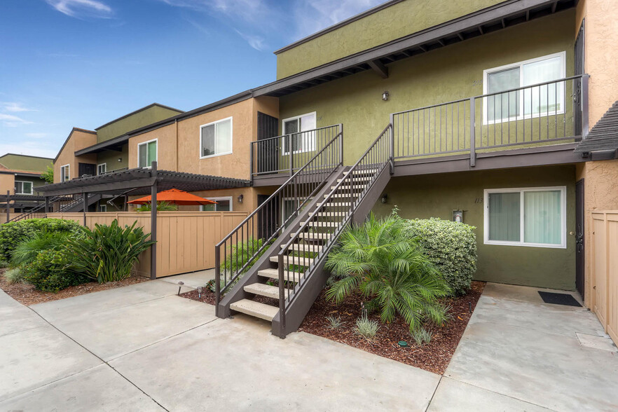 Building Photo - Midway Gardens Apartments