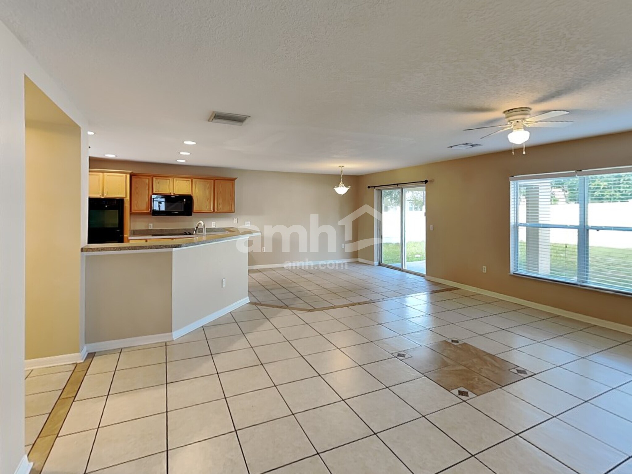 Building Photo - 10725 Bamboo Rod Cir