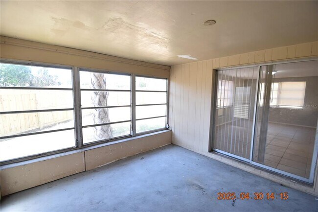 Building Photo - 3221 Topp Dr