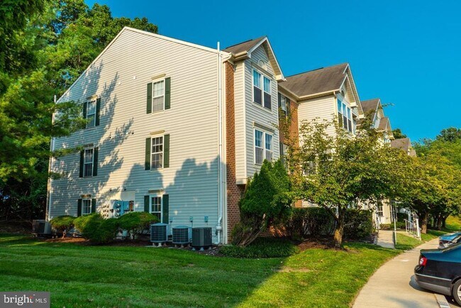 Primary Photo - 7906 Valley Manor Rd