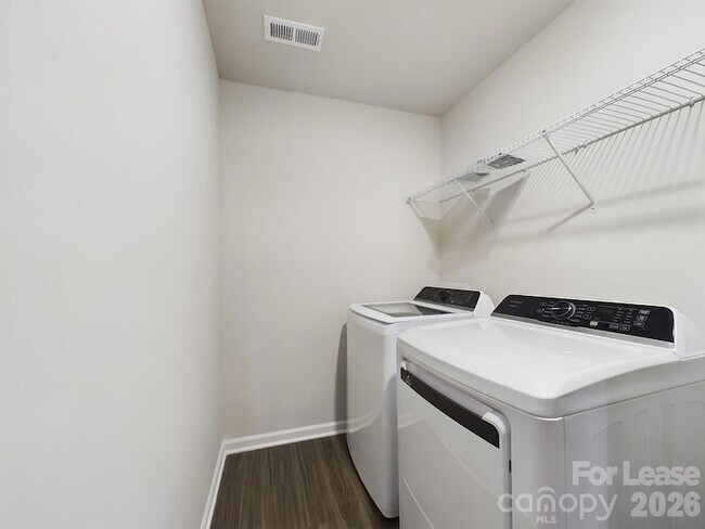 Building Photo - 15138 Windy Plns Rd