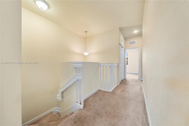 Building Photo - 3366 W 90th Terrace