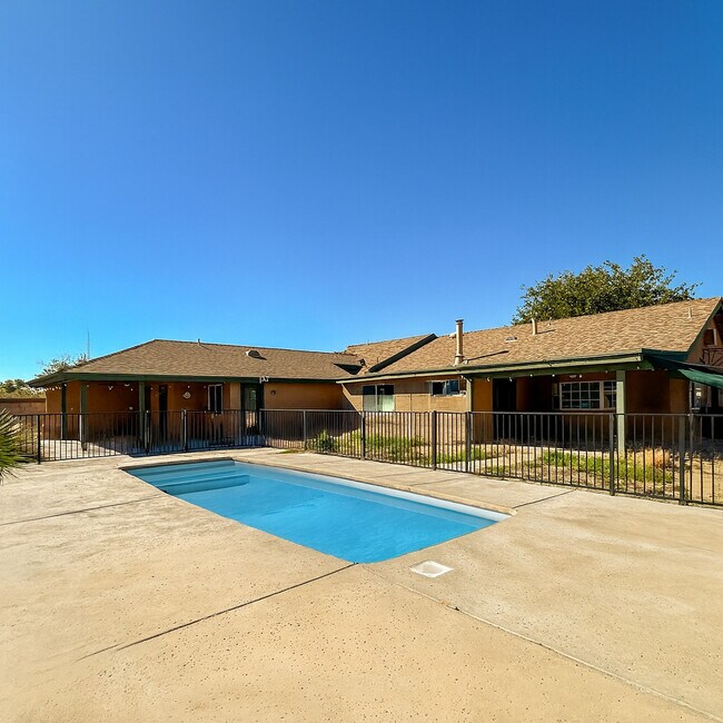 Building Photo - 21850 101st St