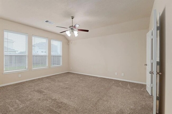Building Photo - 16007 David Hill Ln