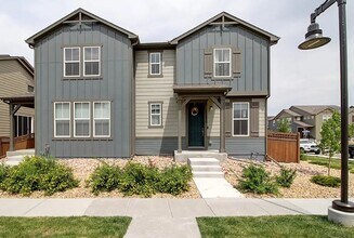 Building Photo - CORNER 3bd 2.5ba paired home in Trails Edge!