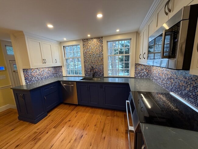 Building Photo - 31 Fells Rd