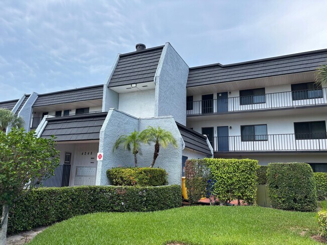 Building Photo - 4248 Deste Ct