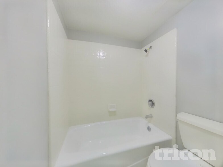 Building Photo - 6210 E Minton Pl