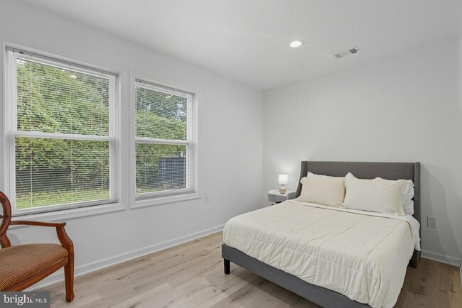 Building Photo - 5206 Gilpin Dr