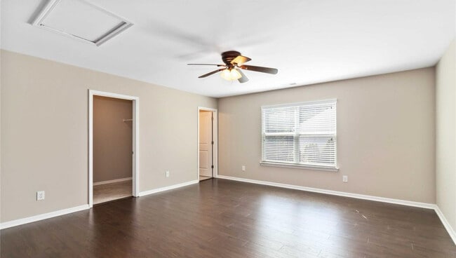 Building Photo - 217 Hydrangea Dr
