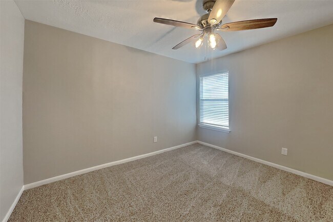 Building Photo - 20407 Westfield Estates Dr