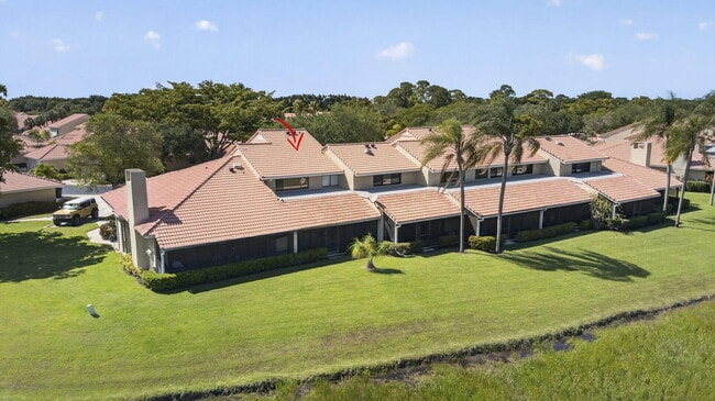 Building Photo - 259 Old Meadow Way