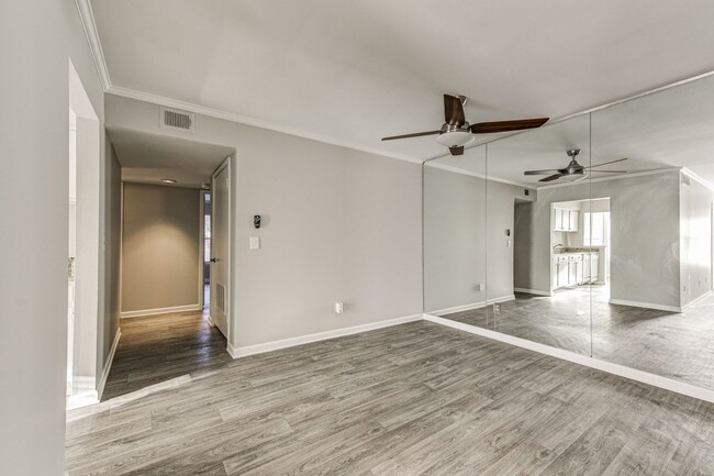 Building Photo - Charming 2BR Condo in Atlanta