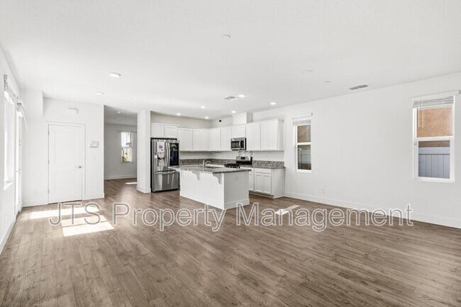 Building Photo - 3949 Aristotle Cir
