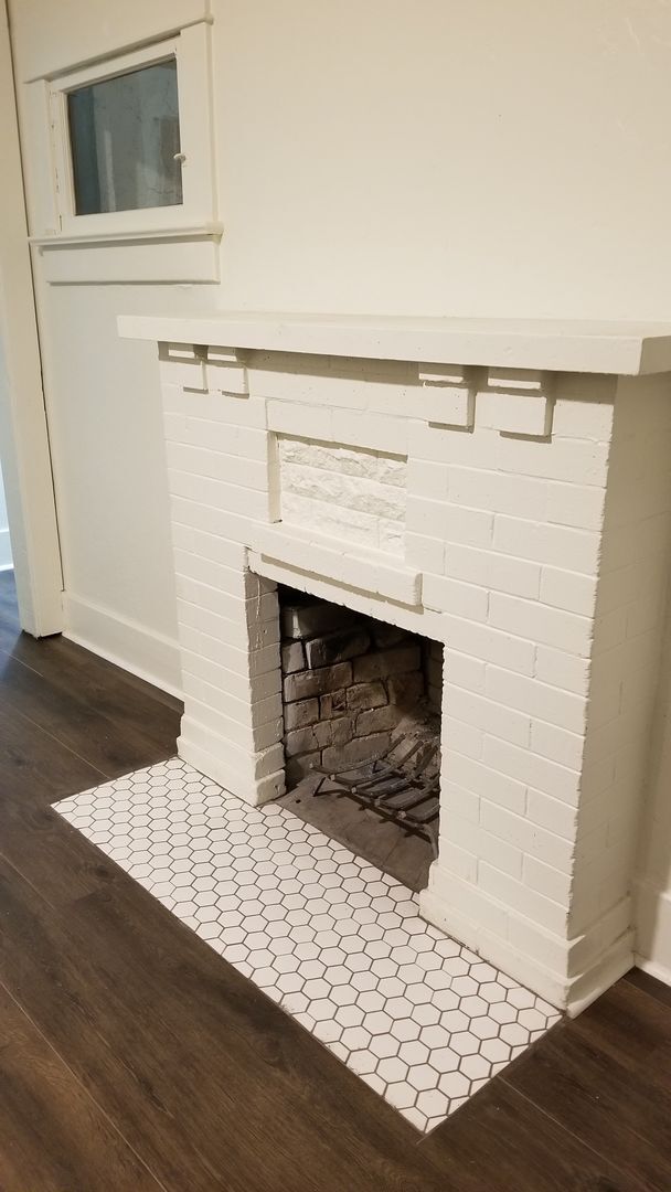 Building Photo - Call Today!