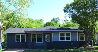 Building Photo - Call this Home!