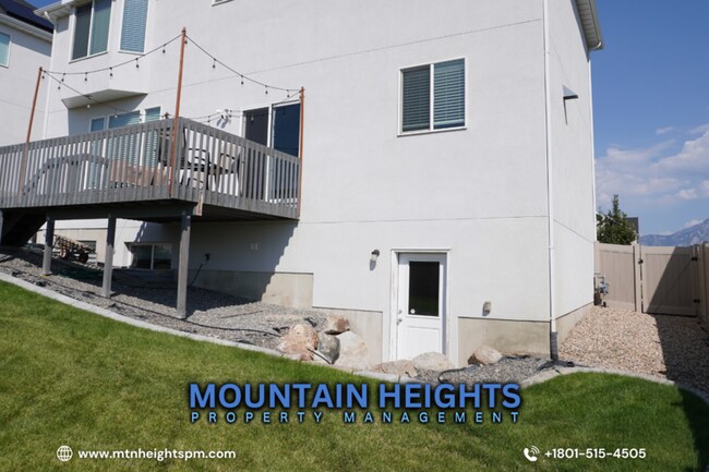 Building Photo - 3783 N 900 W