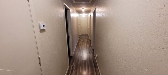 Building Photo - 23-1-6