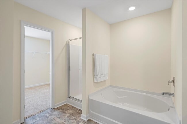 Building Photo - 4140 Bentwood Cove Dr