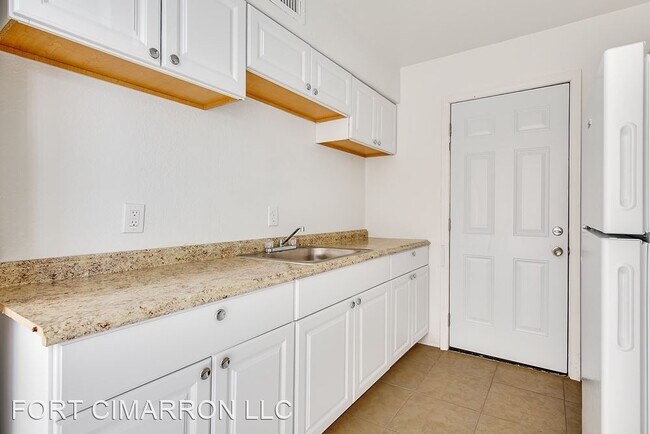 Building Photo - 830 Arlington River Dr