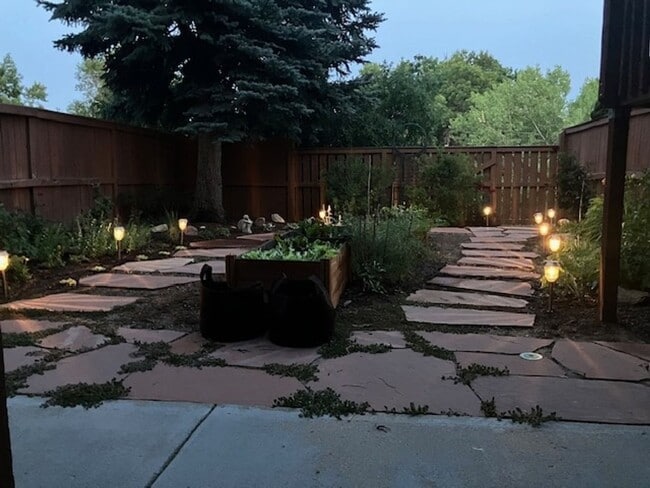 Building Photo - Charming 1BR Townhome in Lakewood