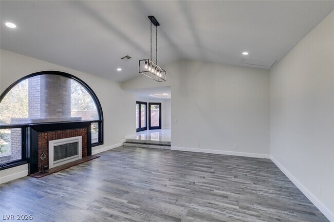 Building Photo - 7040 Obannon Drive