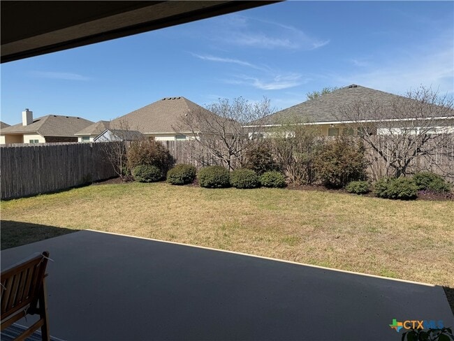 Building Photo - 1126 Neuberry Cliffe