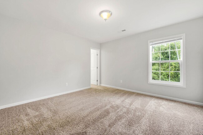 Building Photo - 3408 Alman Dr
